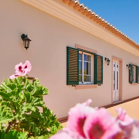 Villa Guia By Vintage Travel