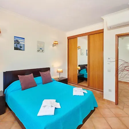 Guia By Vintage Travel * Guia (Faro)